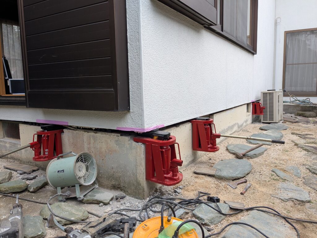 嵩上げ工事　沈下修正